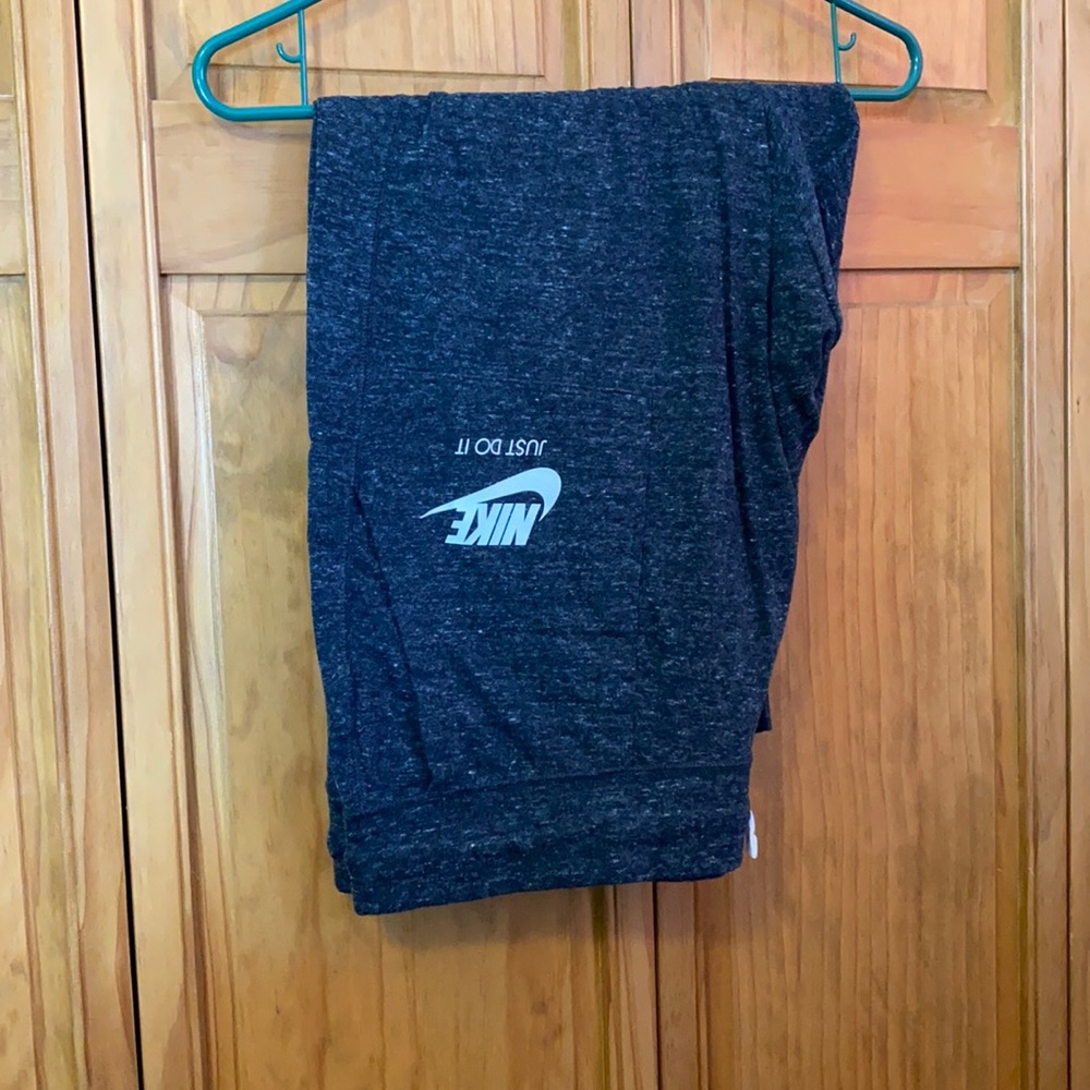 Nike Capri Joggers